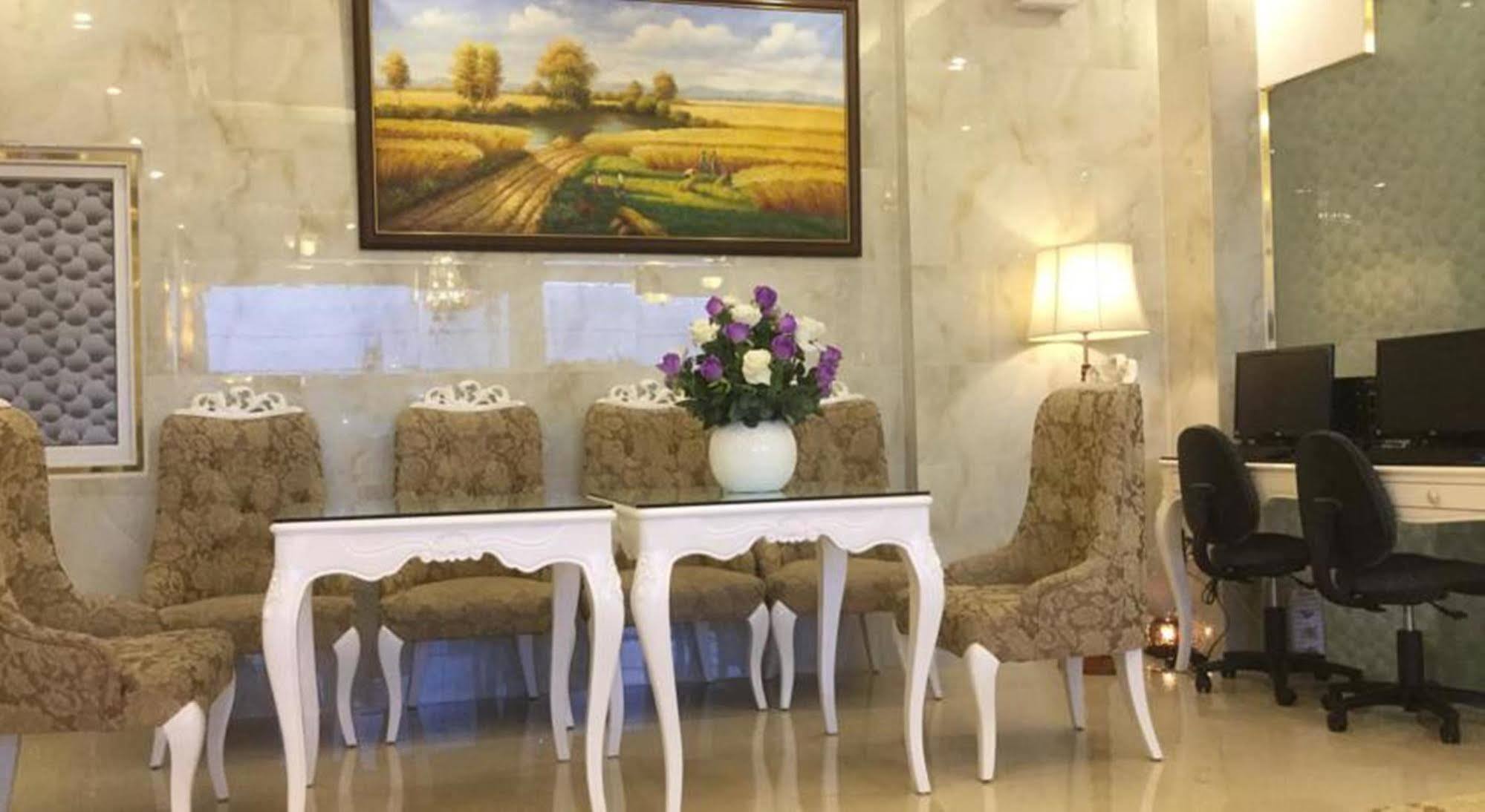 Tulip Hotel 2 Da Lat Dış mekan fotoğraf