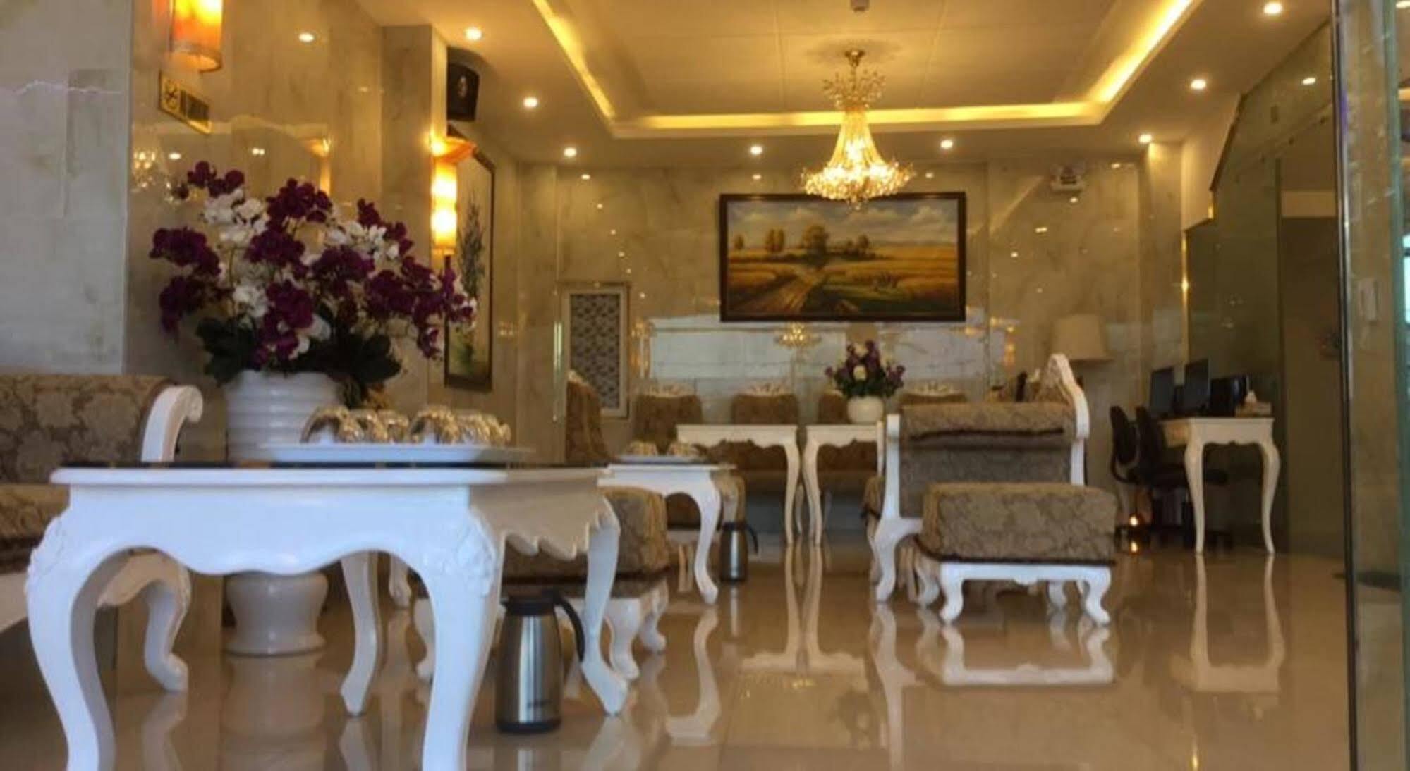 Tulip Hotel 2 Da Lat Dış mekan fotoğraf