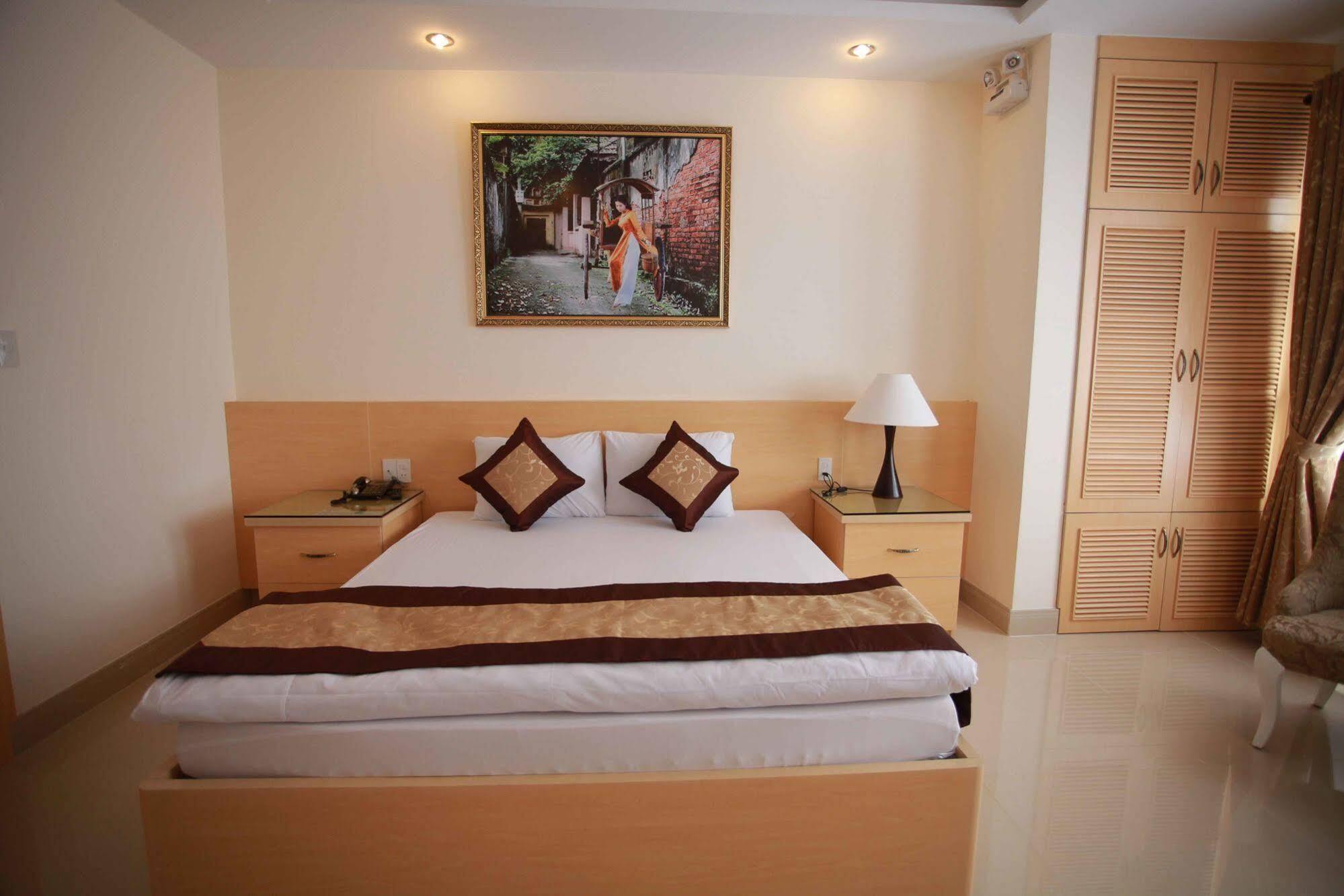 Tulip Hotel 2 Da Lat Dış mekan fotoğraf